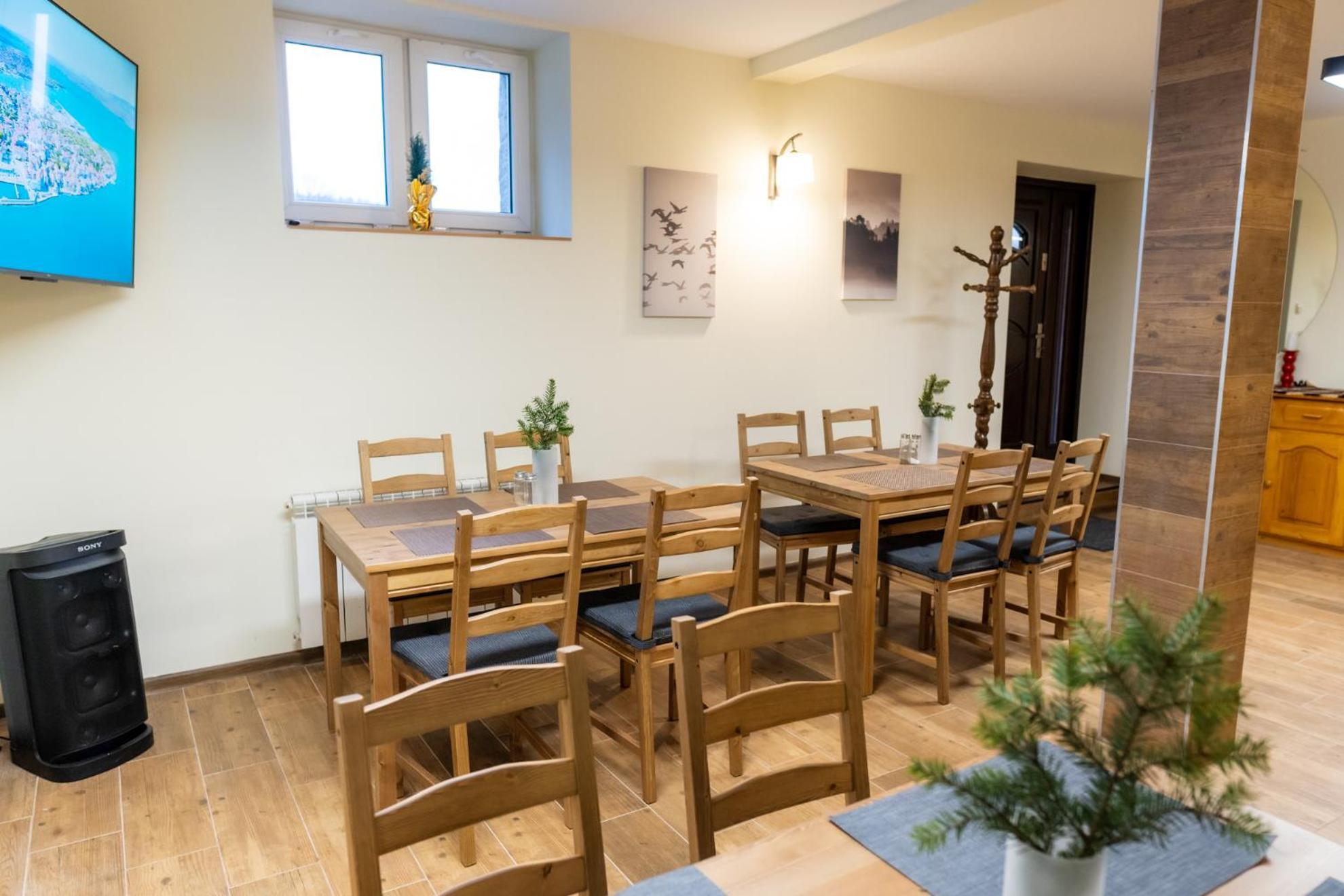 Gosciniec Stara Szkola Hotel Haluszowa Bagian luar foto