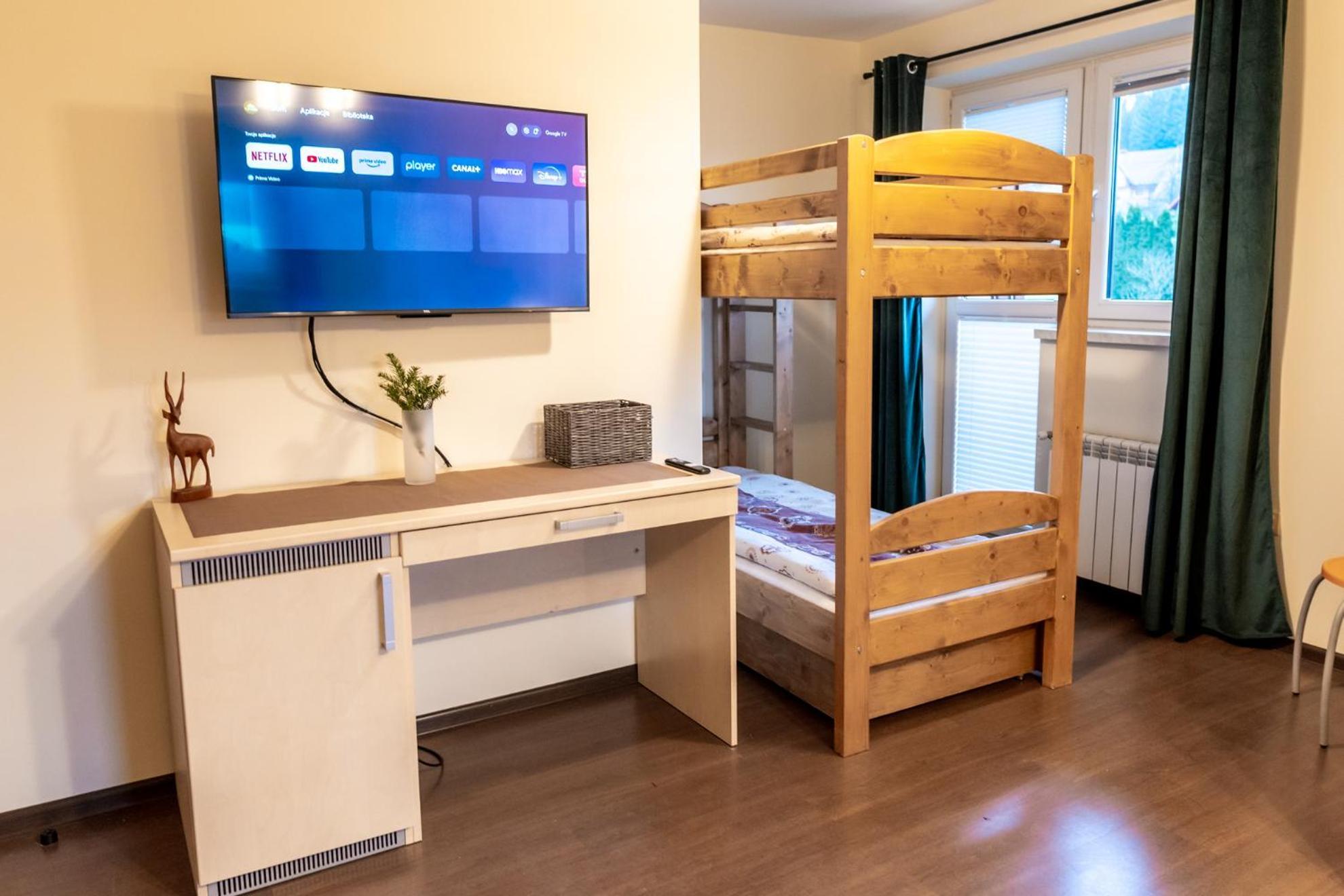 Gosciniec Stara Szkola Hotel Haluszowa Bagian luar foto