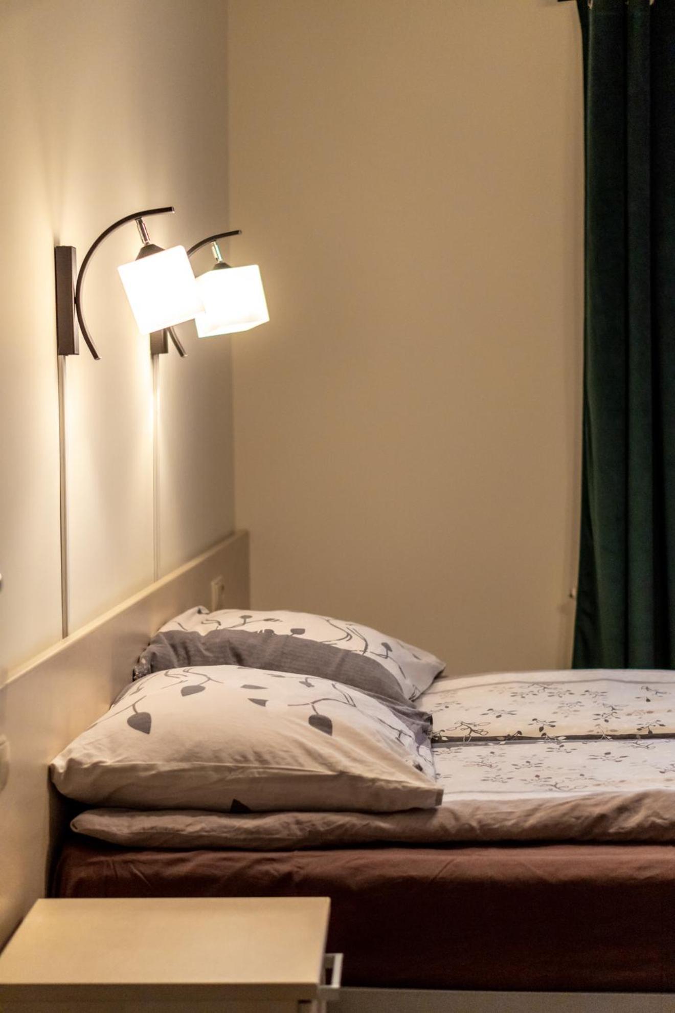 Gosciniec Stara Szkola Hotel Haluszowa Bagian luar foto