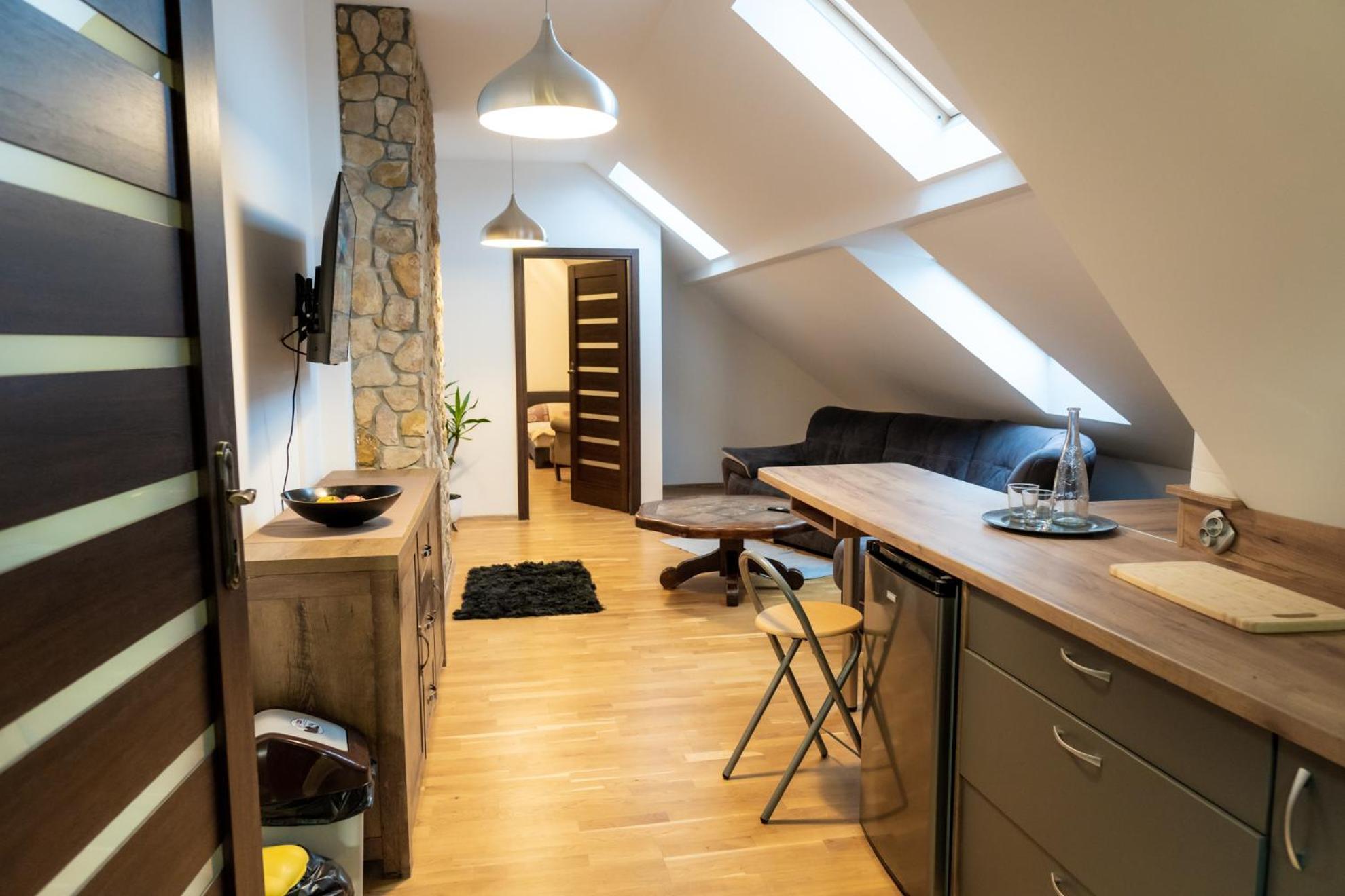 Gosciniec Stara Szkola Hotel Haluszowa Bagian luar foto